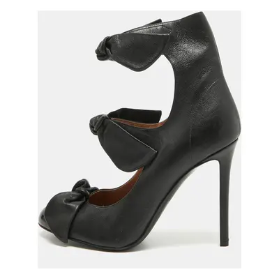 Marco de vincenzo Black Leather and Patent Cap Toe Triple Bow Pumps Size