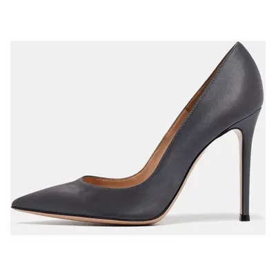 Gianvito Rossi Grey Satin Gianvito Pumps Size 38.5