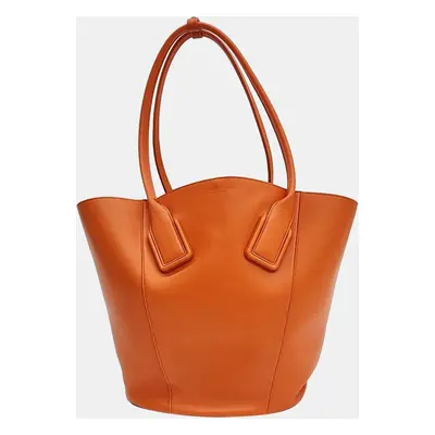 Bottega Veneta Orange Leather Arco Shoulder bag