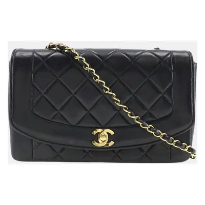 Chanel Black Leather Medium Vintage Diana Shoulder Bag