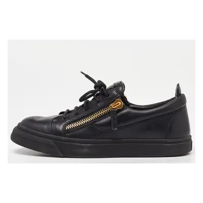 Giuseppe Zanotti Black Leather Double Zipper Low Top Sneakers Size