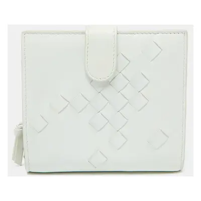 Bottega Veneta Off White Intrecciato Leather Compact Wallet