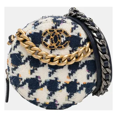 Chanel White Tweed Round Clutch with Chain