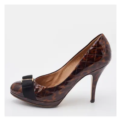 Salvatore Ferragamo Brown Animal Print Quilted Patent Leather Vara Bow Pumps Size 38.5