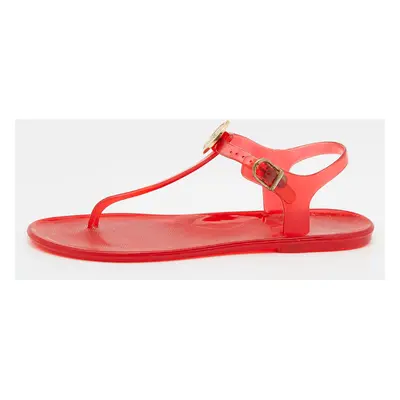 CH arolina Herrera Red Rubber Logo Thong Flat Sandals Size