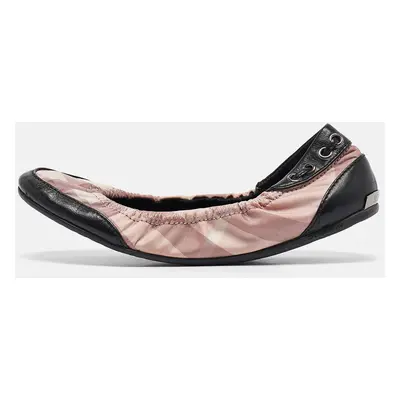 Burberry Pink/Black Check Fabric and Leather Scrunch Ballet Flats Size 36.5