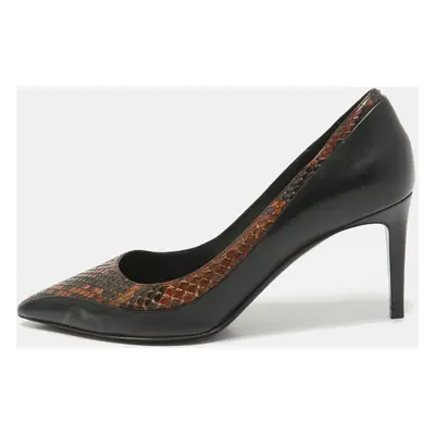 Salvatore Ferragamo Black Leather and Python Leather Pointed Toe Pumps Size 39.5