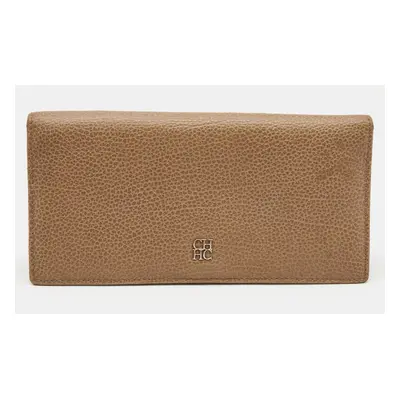 CH Carolina Herrera Beige Leather Flap Bifold Continental Wallet