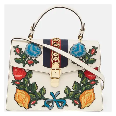 Gucci White Leather Floral Embroidered Medium Sylvie Top Handle Bag