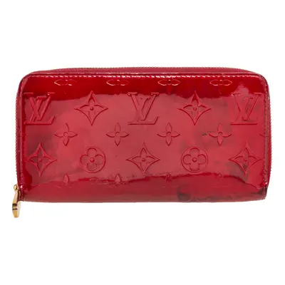 Louis Vuitton Pomme D’amour Monogram Vernis Zippy Wallet