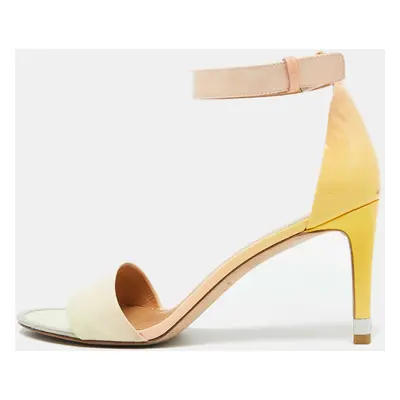 Marc by Marc Jacobs Beige/Yellow Patent Leather Ankle Strap Sandals Size