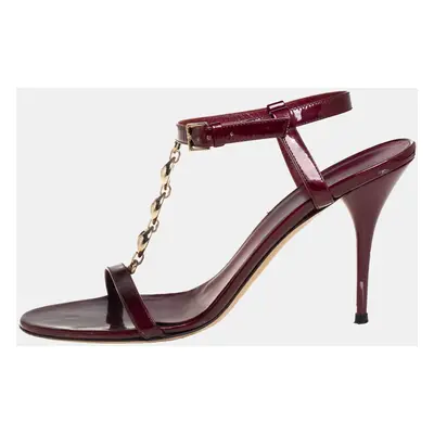 Gucci Maroon Patent Leather Chain T-Strap Ankle Strap Sandals Size