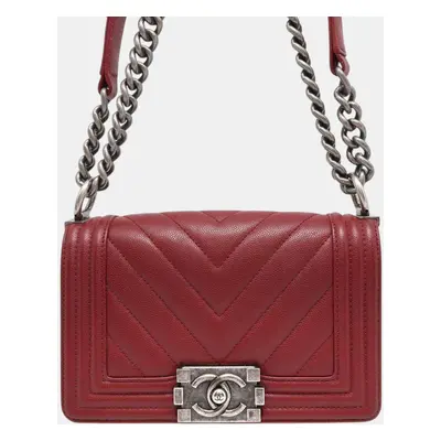 Chanel Red Caviar Leather Boy Chanel Chevron Chain shoulder Bag Size