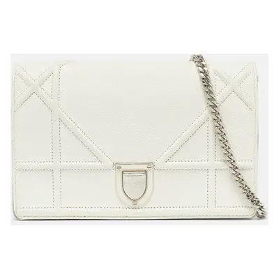 Dior White Cannage Leather Diorama Wallet On Chain