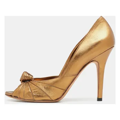 Gucci Metallic Gold Leather Knotted Peep Toe Pumps Size