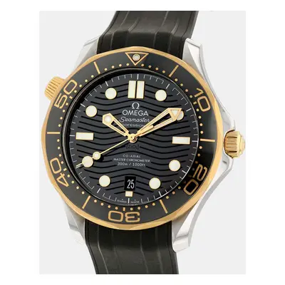 Omega Black 18K Yellow Gold And Stainless Steel Seamaster Diver300 210.22.42.20.01.001 Men's Wri