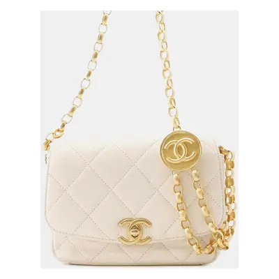 Chanel White Lambskin Matelasse Coin Motif Chain shoulder Bag