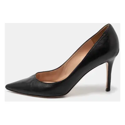 Gianvito Rossi Black Leather Pointed-Toe Pumps Size