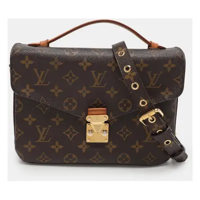 Louis Vuitton Monogram Canvas Pochette Metis Bag