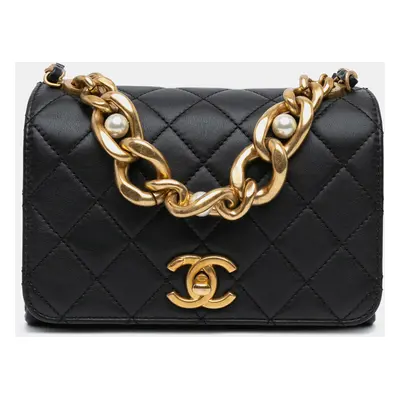 Chanel Quilted Calfskin Pearl Jewel Chain Flap