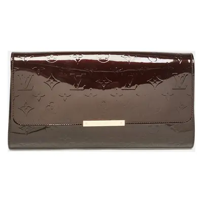 Louis Vuitton Burgundy Amarante Monogram Vernis Robertson Clutch