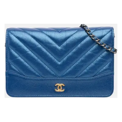 Chanel Blue Chevron Aged Metallic Calfskin Gabrielle Wallet On Chain