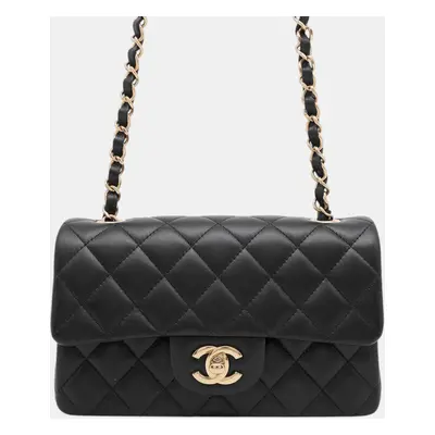 Chanel Black Lambskin Matelasse Single Flap Chain Shoulder Bag Size