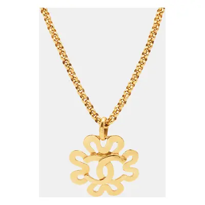 Chanel Vintage CC Logo Clover Gold Tone Pendant Necklace