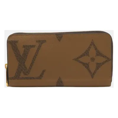 Louis Vuitton Brown Canvas Monogram Giant Reverse Zippy Wallet