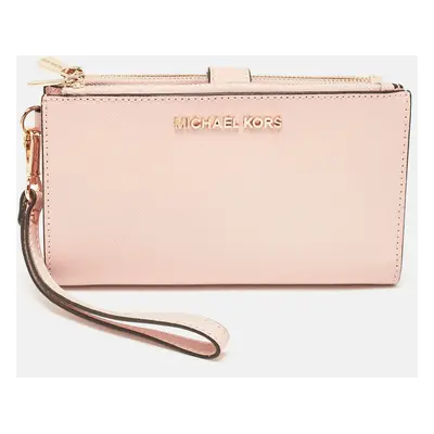 Michael Kors Pink Leather Jet Set Travel Zip Wristlet Wallet