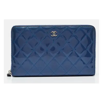 Chanel Blue Quilted Patent Leather Classic Zip Around Wallet Organizer