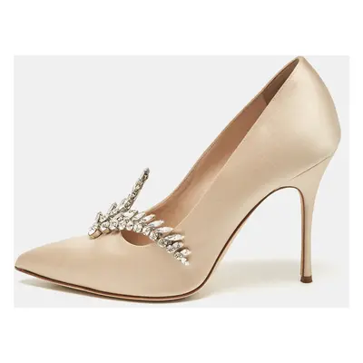 Manolo Blahnik Beige Satin Nadira Pumps Size