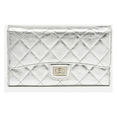 Chanel Silver Quilted Patent Leather Reissue Continental Wallet