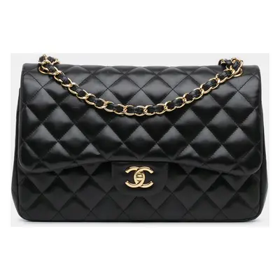 Chanel Black Jumbo Classic Lambskin Double Flap