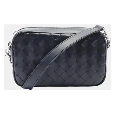 Bottega Veneta Black Leather Intrecciato Shoulder Bag