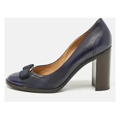 Salvatore Ferragamo Navy Blue Leather Vara Bow Pumps Size 40.5