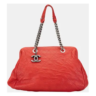 Chanel Red Medium Quilted Caviar Frame Tote