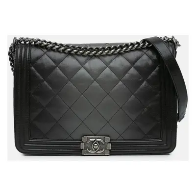 Chanel Black New Medium Quilted Goatskin Ombre Boy Flap