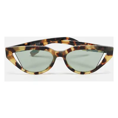 Fendi Tortoise Brown FE400091 Cat Eye Sunglasses