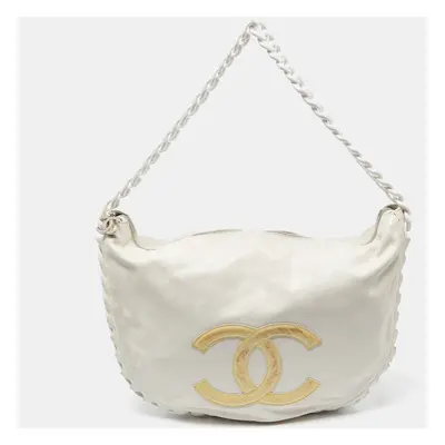 Chanel White Leather CC Modern Chain Hobo