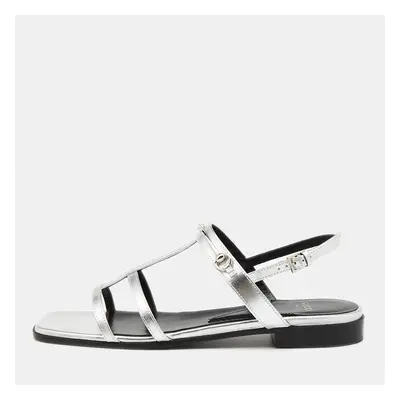 Gucci Silver Leather Divine Flat Sandals Size