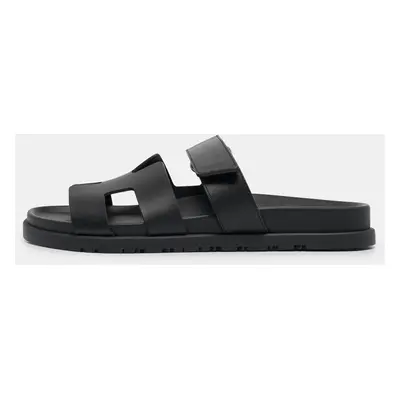 Hermes Black Leather Chypre Sandals Size