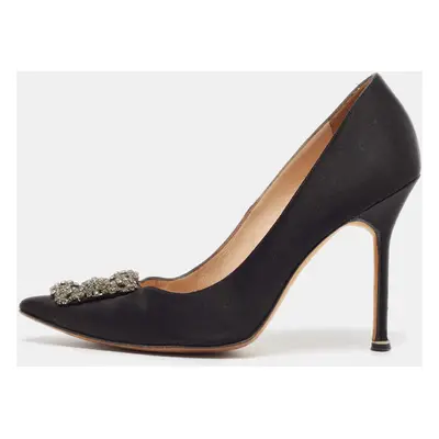 Manolo Blahnik Black Satin Hangisi Pumps Size