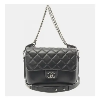 Chanel Black Leather Shoulder Bag