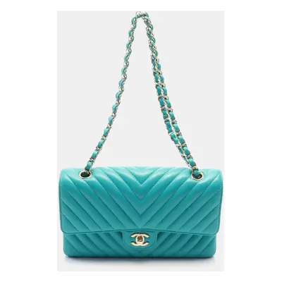 Chanel Green Leather Chevron Flap Shoulder Bag