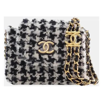 Chanel Black/White Mini CC Tweed Houndstooth Accordion Flap