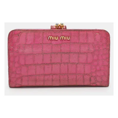 Miu Miu Pink Leather and Croc Embossed Patent Leather French Wallet