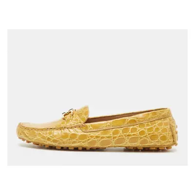 Salvatore Ferragamo Yellow Crocodile Vera Loafers Size 40.5