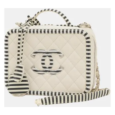 Chanel White Leather Filigree Vanity Shoulder Bag