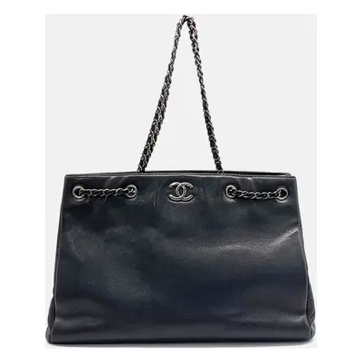 Chanel Black Leather Chain Shoulder Bag